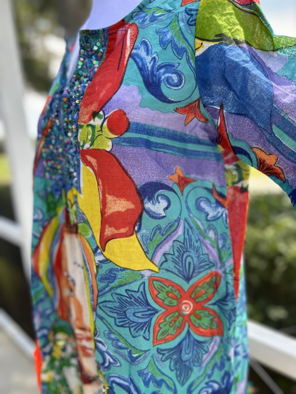 ANTICA SARTORIA BLUE SEQUIN FACE SHIRT/TOP S/M COVERUP 💙💜💛