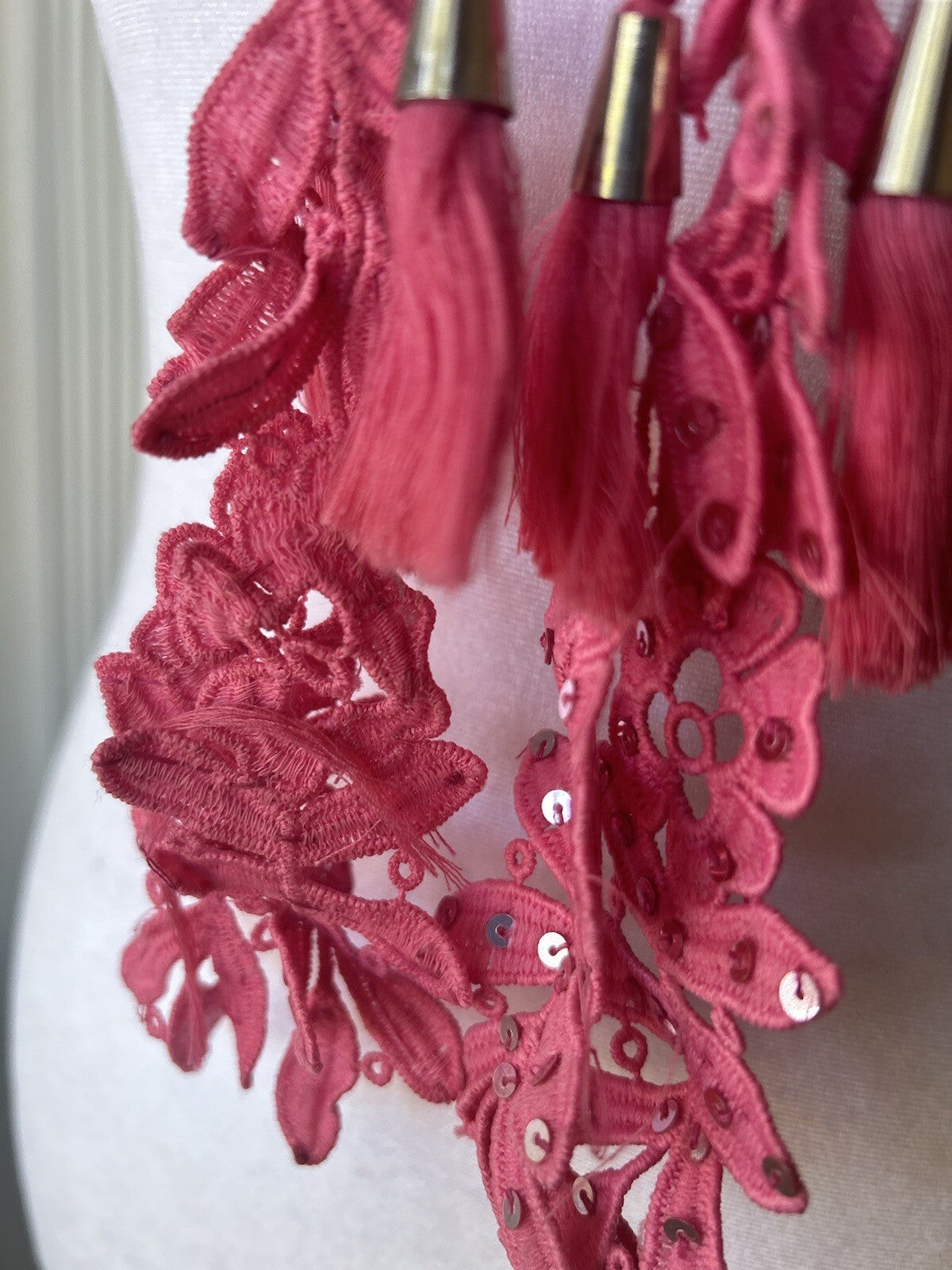 ANTICA SARTORIA ROSA / PINK FLOWERS LACE BEADS EARRINGS PIERCED  NWT