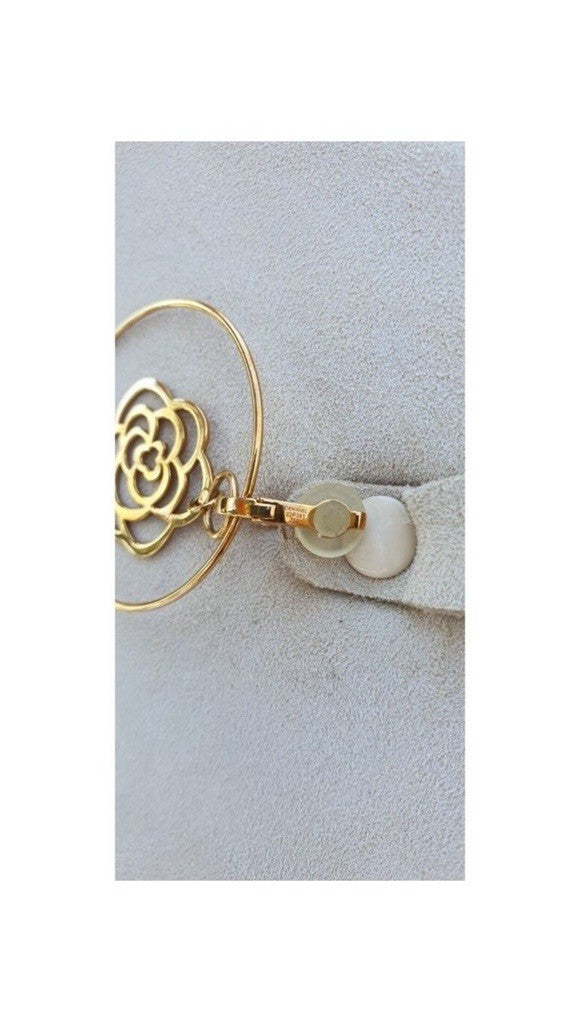 Chanel Camellia 18k Yellow Gold Flower Necklace Total Gold Weight 45.3G