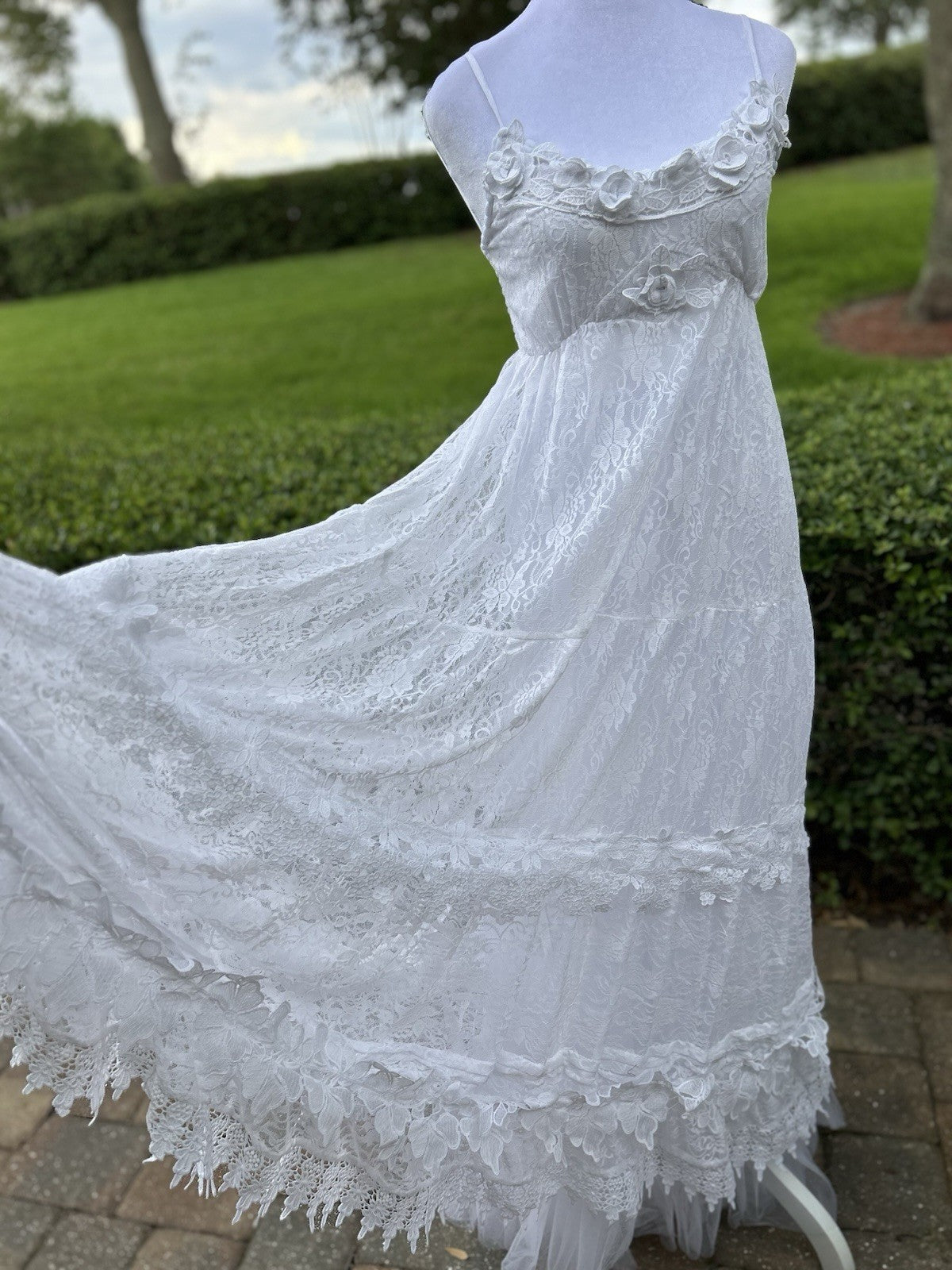 Antica Sartoria 2024 Beautiful White Lace Dress And Skirt NWT O/S