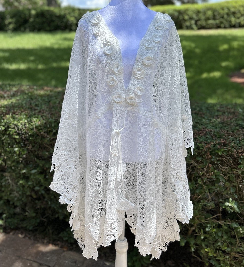 Antica Sartoria 2024 White Lace Knitted Kaftan Mumu Gorgeous NWT O/S