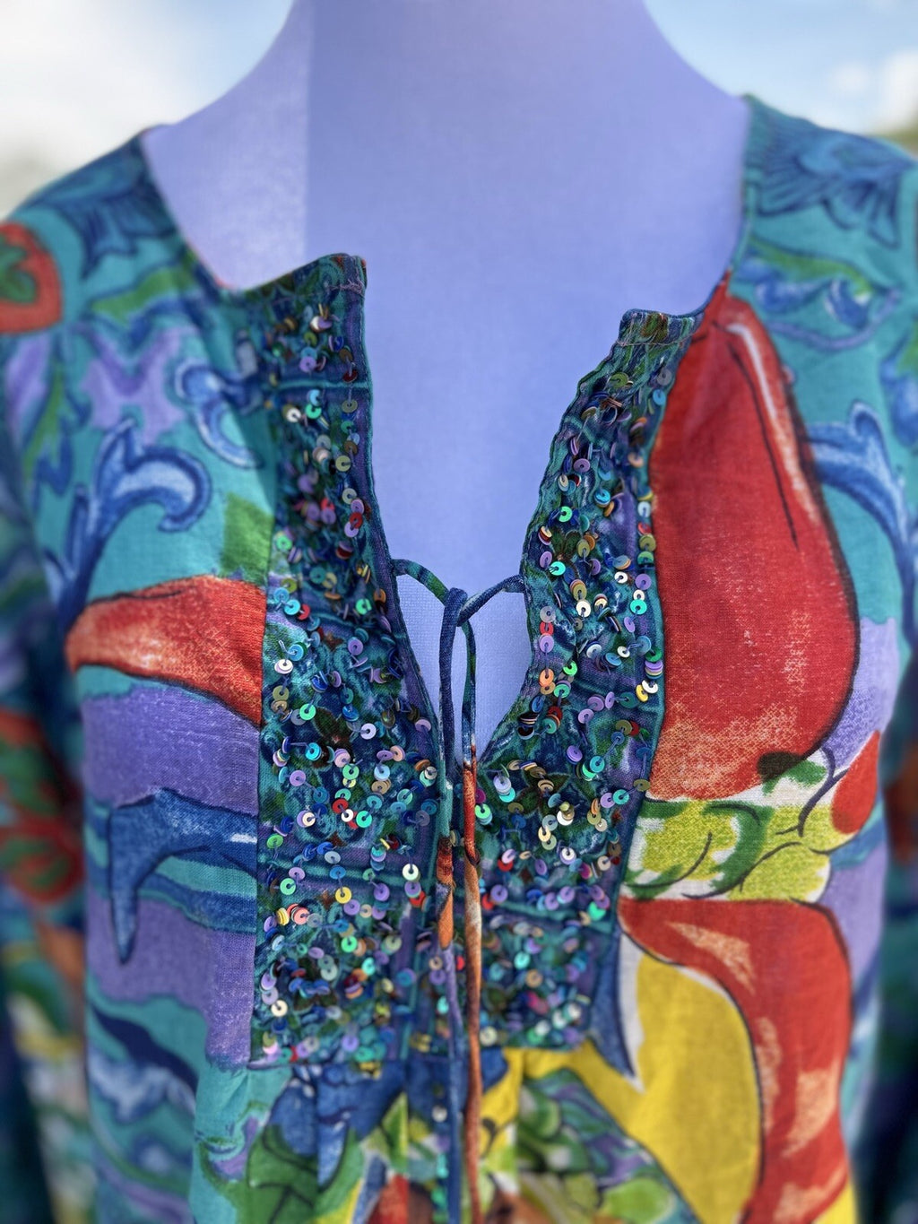 ANTICA SARTORIA BLUE SEQUIN FACE SHIRT/TOP S/M COVERUP 💙💜💛