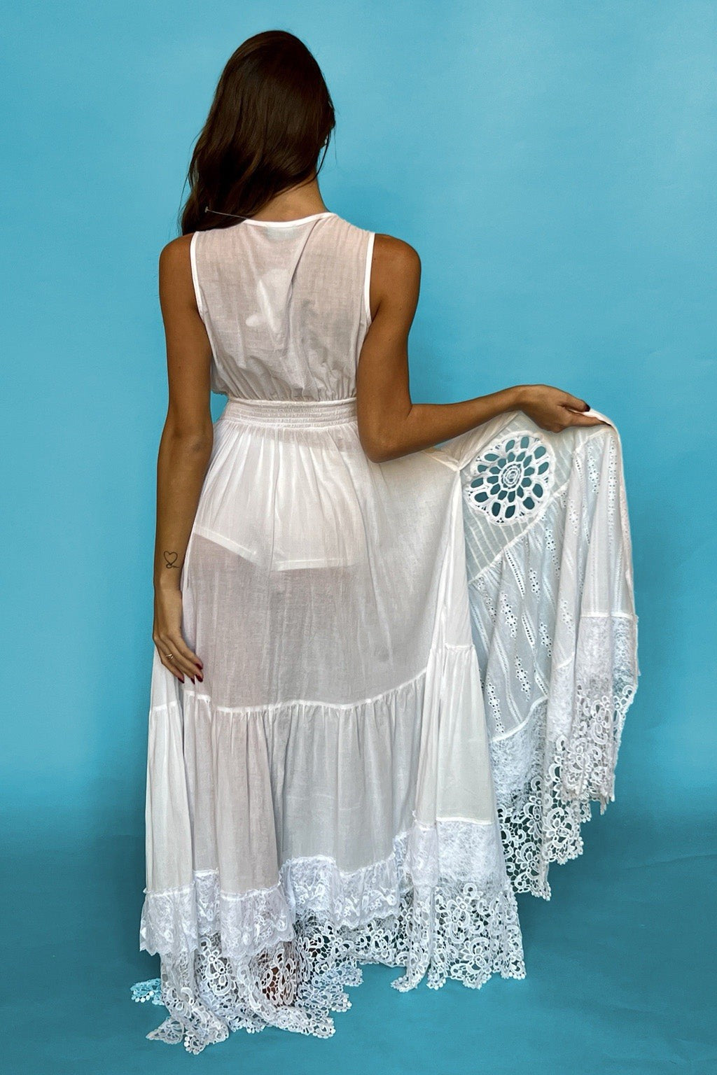 ANTICA SARTORIA LONG SLEEVELESS GORGEOUS WHITE LACEY DRESS O/S NWT 2024