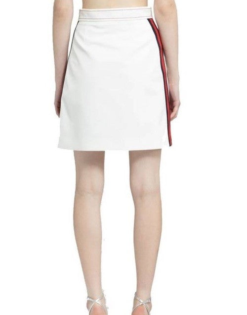 GUCCI 2024 WHITE WITH NAVY & RED STRIPE 5 BUTTON SKIRT NWT Size 42
