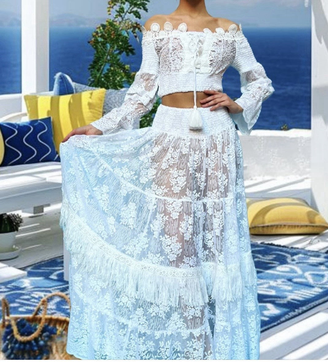ANTICA SARTORIA 2024 WHITE BEAUTIFUL LACE TIE FRONT FLOWERS TOP & SKIRT NWT OS
