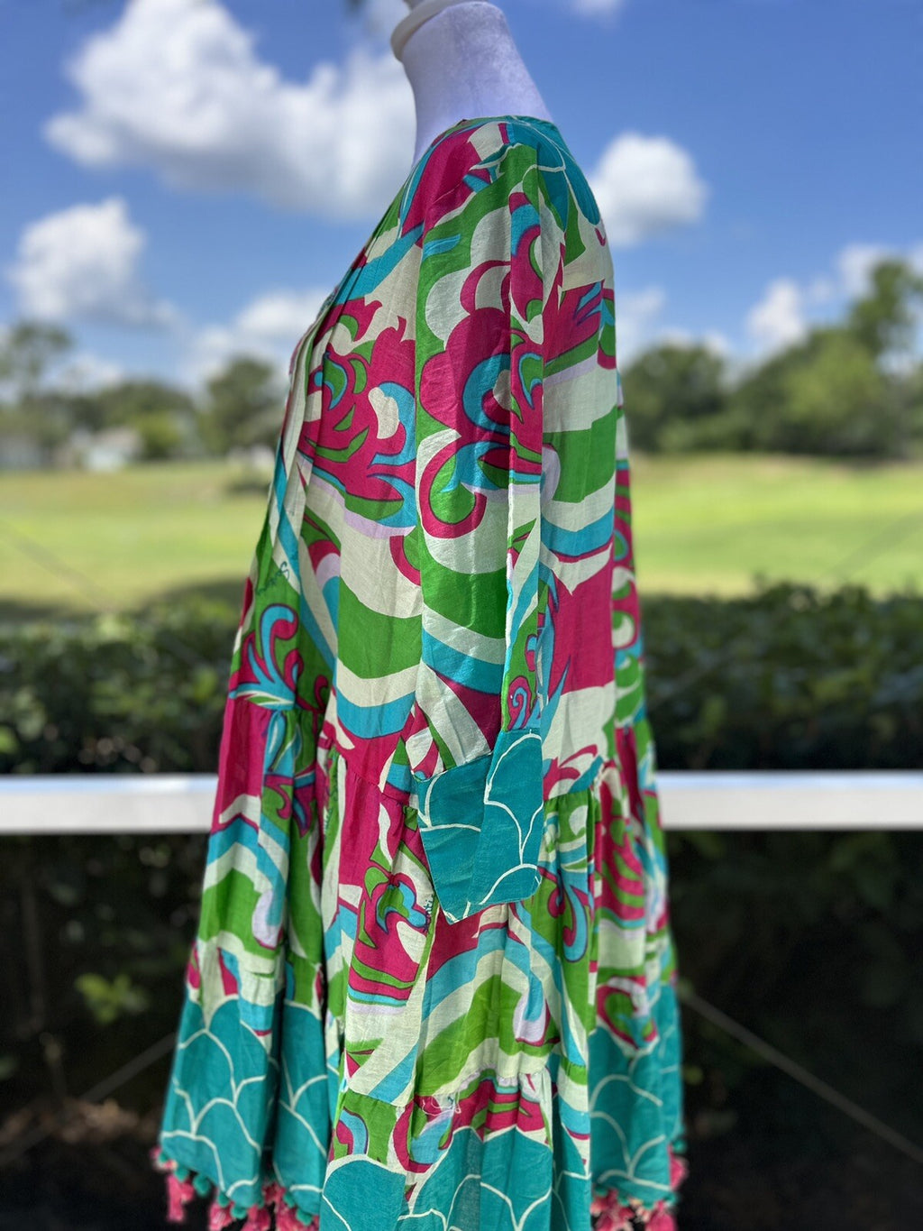 ANTICA SARTORIA 2022  TWO BUTTON WAVES AQUA PINK GREEN DRESS WITH SEQUIN 🩵🩷💚