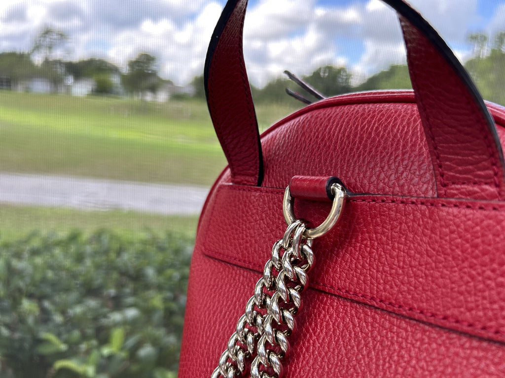 GUCCI  GG SOHO RED PEBBLED CALFSKIN LEATHER CHAIN BACKPACK BAG