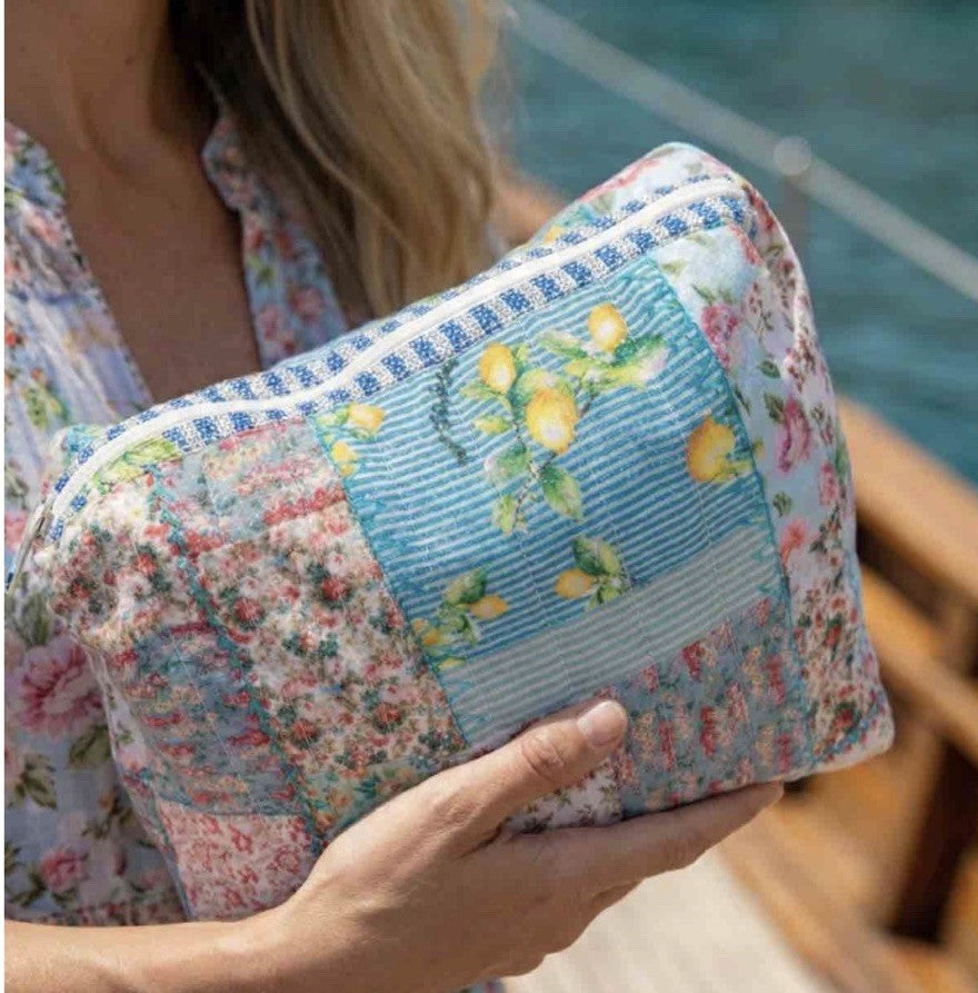 Antica Sartoria 2026 Patchwork & Roses Cosmetics Stuff Bag Nwt