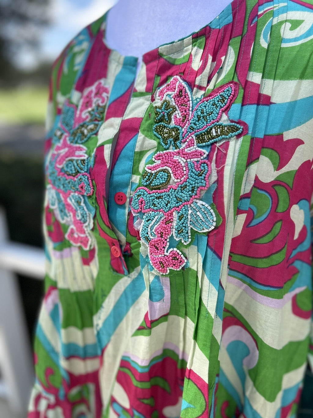 ANTICA SARTORIA 2022  TWO BUTTON WAVES AQUA PINK GREEN DRESS WITH SEQUIN 🩵🩷💚