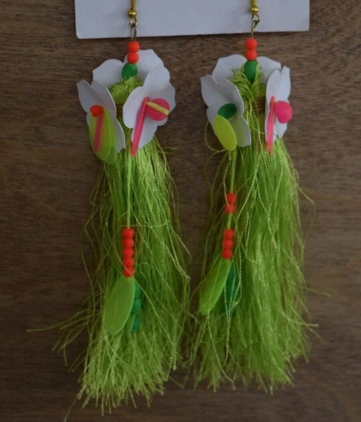 ANTICA SARTORIA WHITE FLOWERS LIME AND HOT ORANGE PIERCED EARRINGS NWT