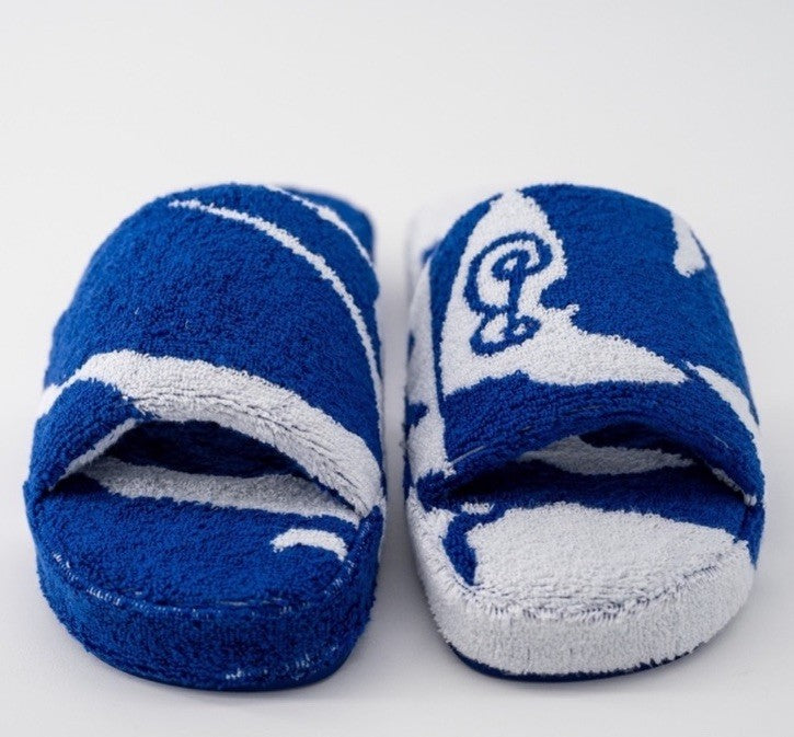 BURBERRY Snug Soft Cotton Towelling Slippers, NWT Size 6.5 runs big