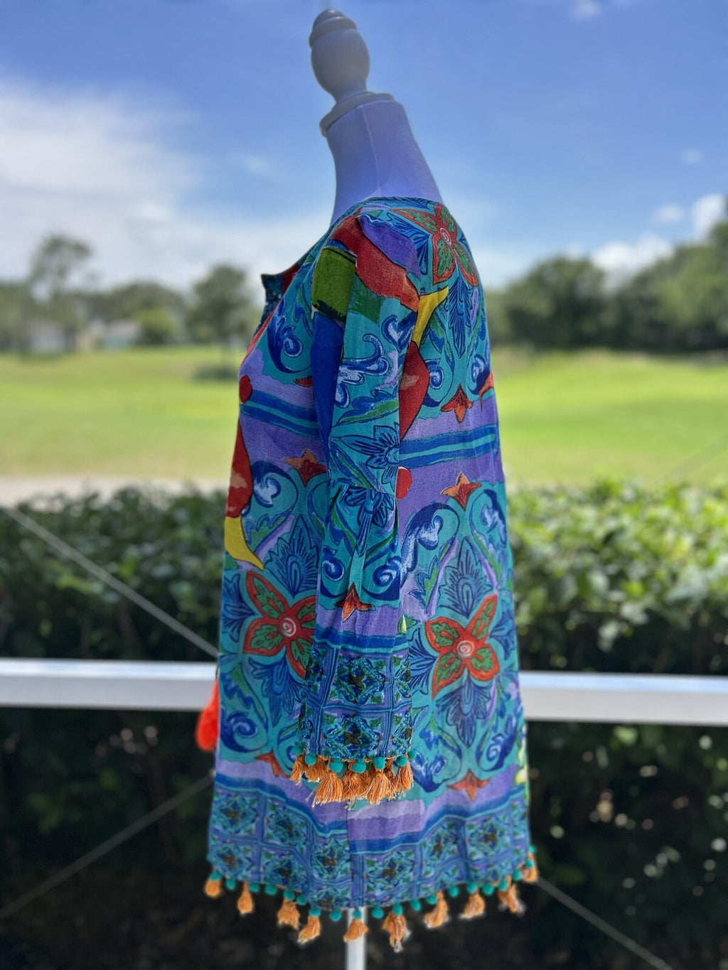 ANTICA SARTORIA BLUE SEQUIN FACE SHIRT/TOP S/M COVERUP 💙💜💛