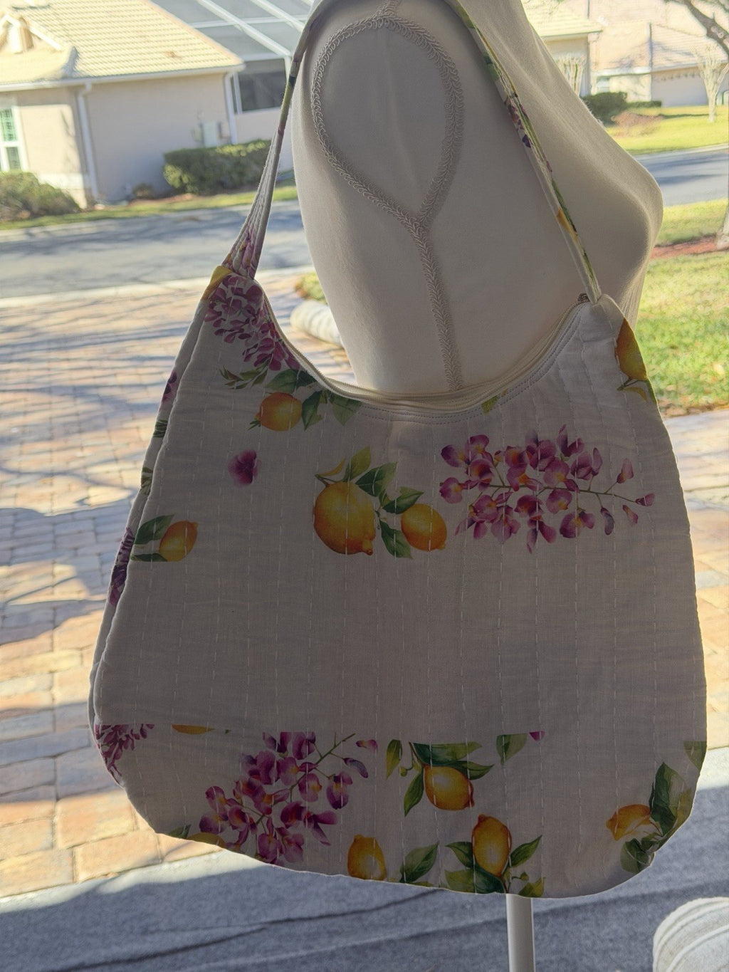 Antica Sartoria 2026 White Lemon Flowers 🌺 Hobo Bag  Beach Bag Zipper