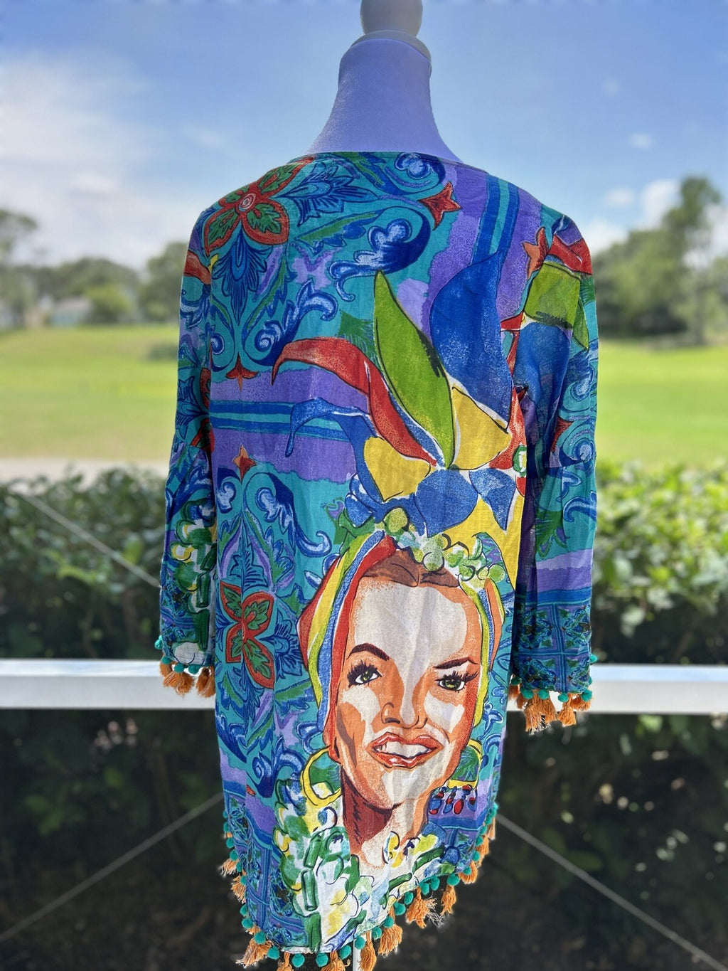 ANTICA SARTORIA BLUE SEQUIN FACE SHIRT/TOP S/M COVERUP 💙💜💛