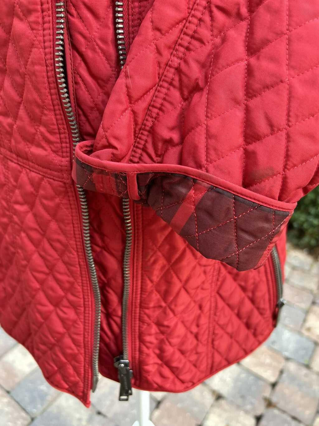 Women Burberry Checks Red Jacket Size 8 Zipper